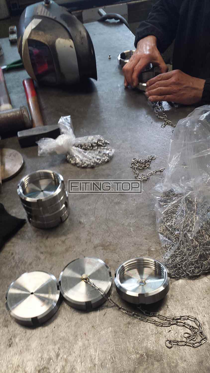 гайка шлицевая нержавеющая с цепочкой и уплотнением цена гайка шлицевая нержавеющая с цепочкой и уплотнением цена