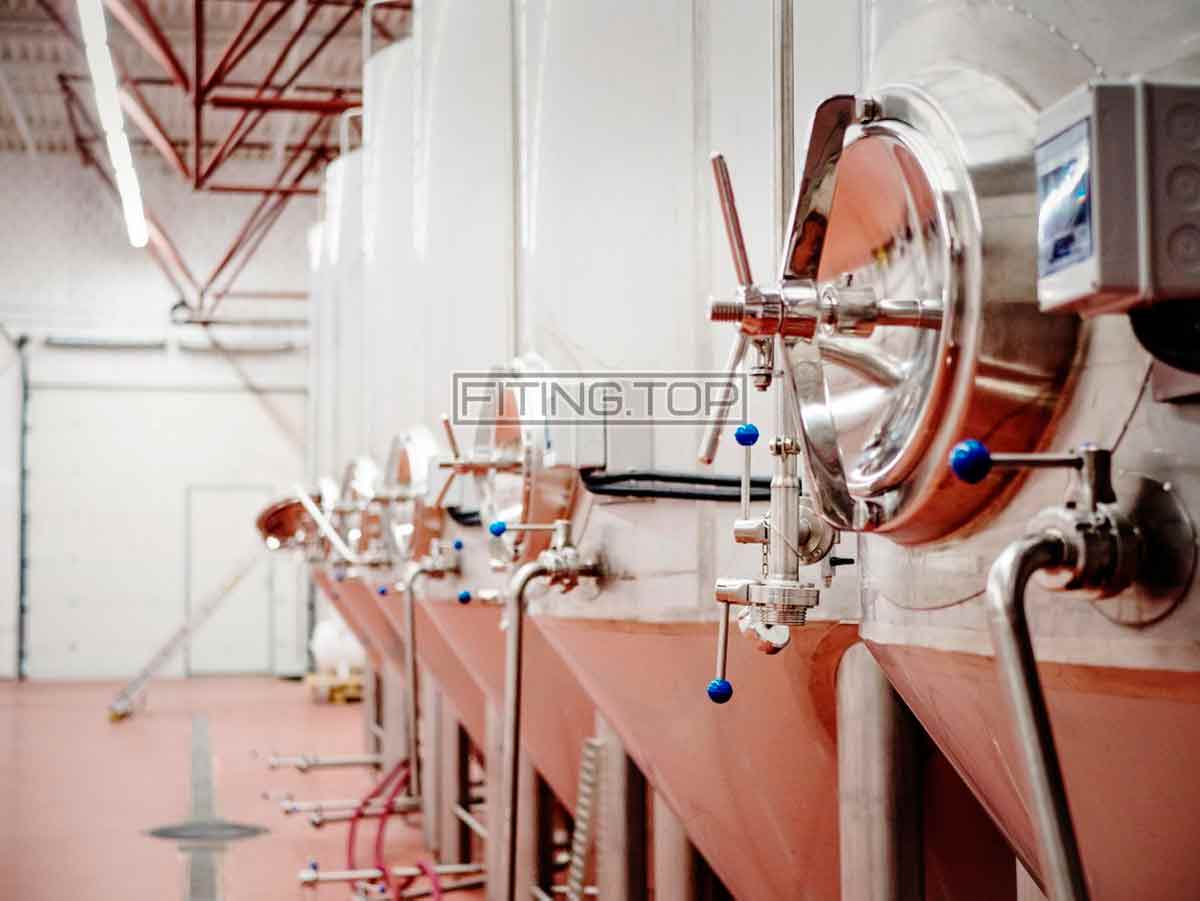 купить фитинг нержавеющий приварной резьбовой цена