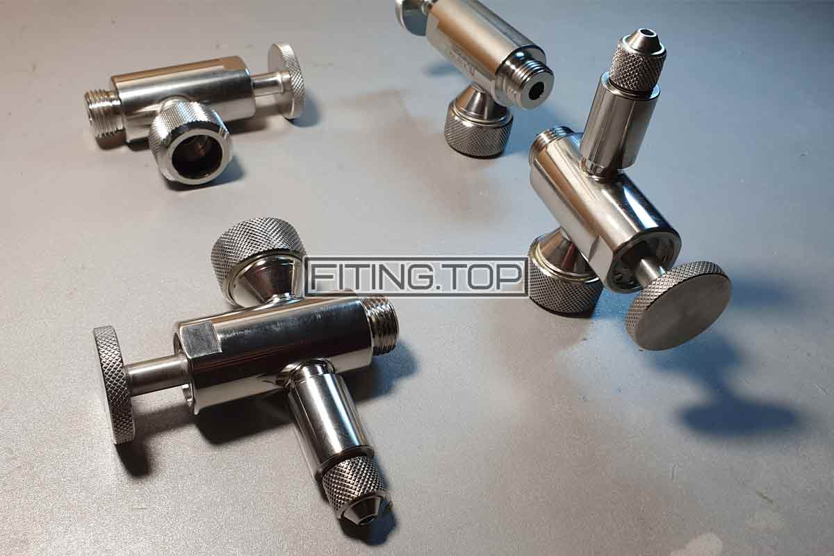 Верхній кран для рівнеміра