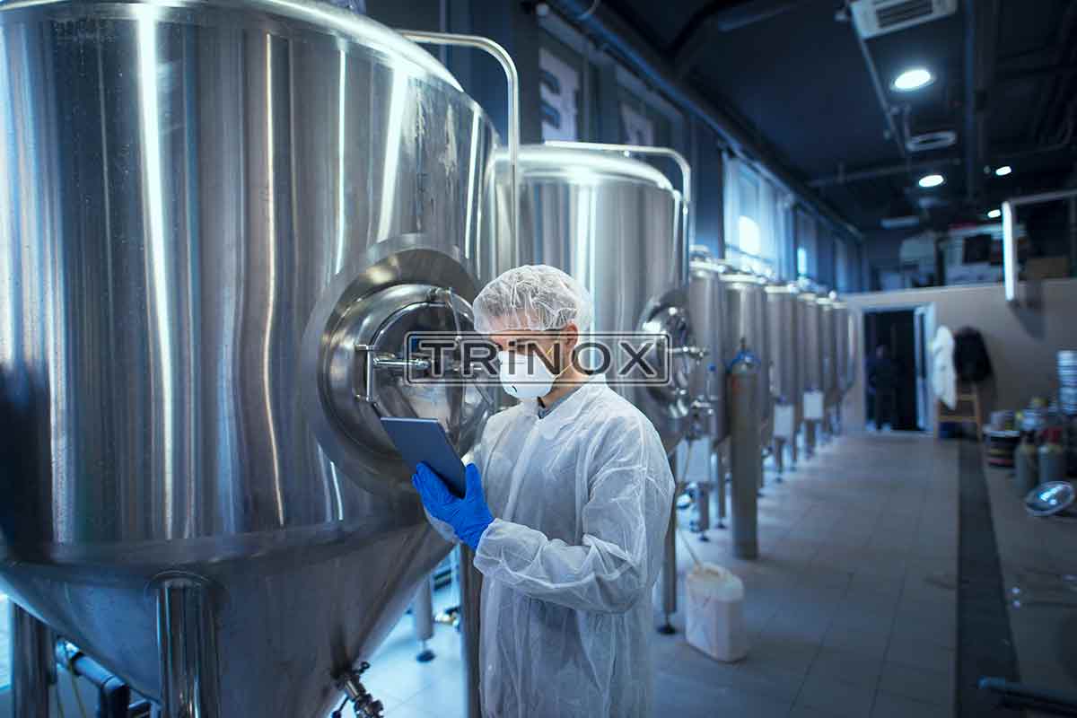 Силикон, EPDM или PTFE: как выбрать уплотнение для нержавеющего трубопровода на пищевом производстве