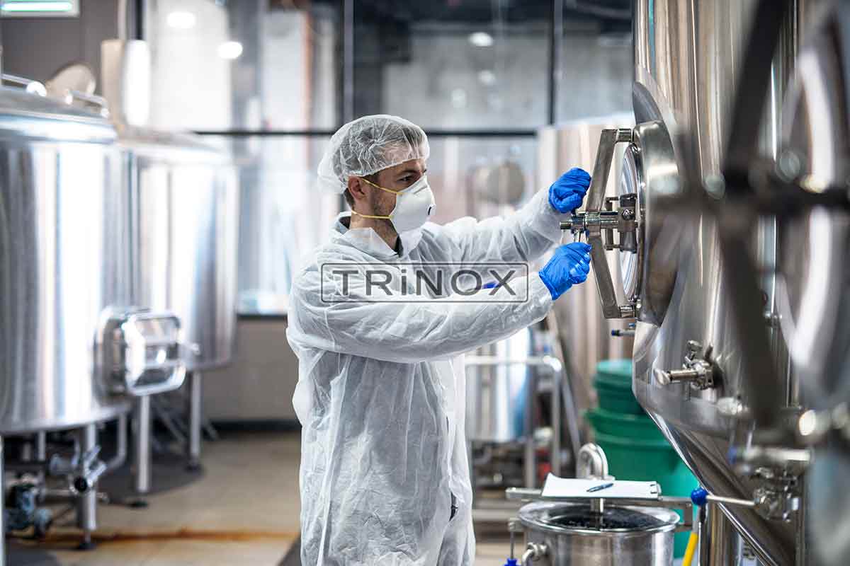 Силикон, EPDM или PTFE: как выбрать уплотнение для нержавеющего трубопровода на пищевом производстве